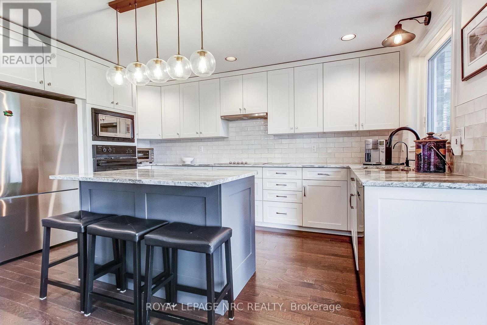 645 Clarence Street, Port Colborne, Ontario  L3K 6B8 - Photo 10 - X12662760