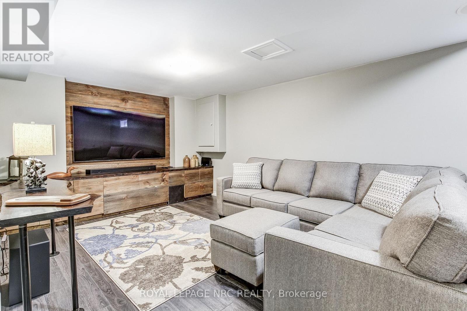 645 Clarence Street, Port Colborne, Ontario  L3K 6B8 - Photo 32 - X12662760