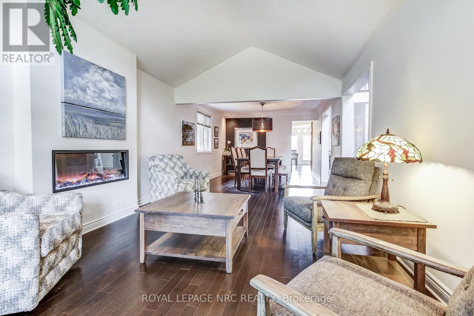 645 Clarence Street, Port Colborne, Ontario  L3K 6B8 - Photo 5 - X12662760