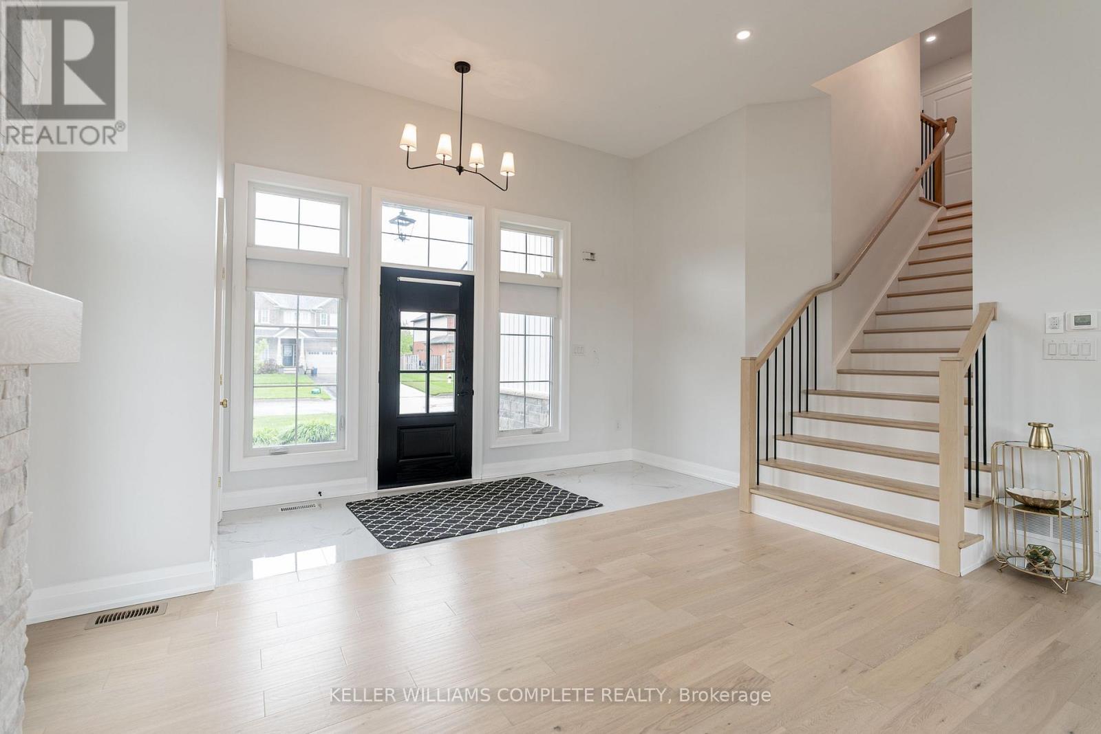 619 Brian Street, Fort Erie, Ontario  L2A 6W1 - Photo 4 - X12662884