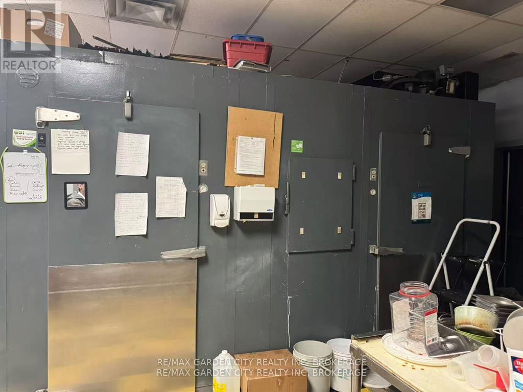 5&6 - 595 Carlton Street, St. Catharines, Ontario  L2M 4Y2 - Photo 13 - X12663216