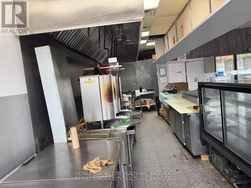 5&6 - 595 Carlton Street, St. Catharines, Ontario  L2M 4Y2 - Photo 6 - X12663216