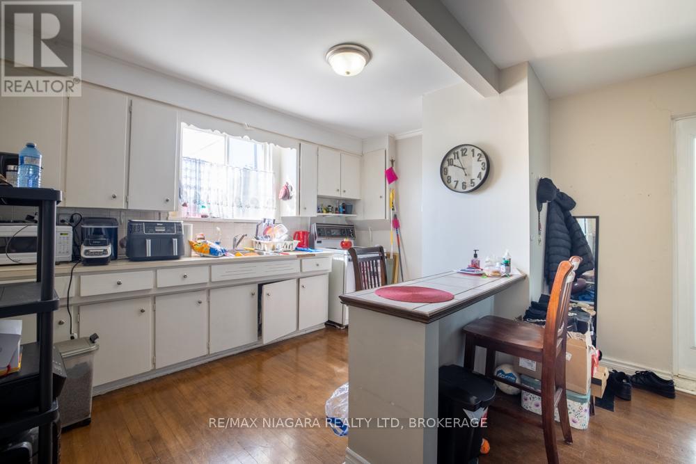 55 Ann Street, Thorold, Ontario  L2V 2J8 - Photo 24 - X12663940