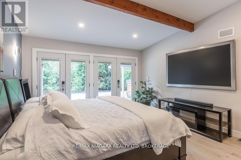 2 Mallette Crescent, Niagara-On-The-Lake, Ontario  L0S 1J0 - Photo 25 - X12663992