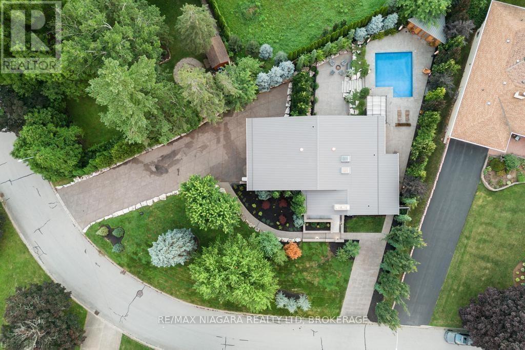 2 Mallette Crescent, Niagara-On-The-Lake, Ontario  L0S 1J0 - Photo 44 - X12663992