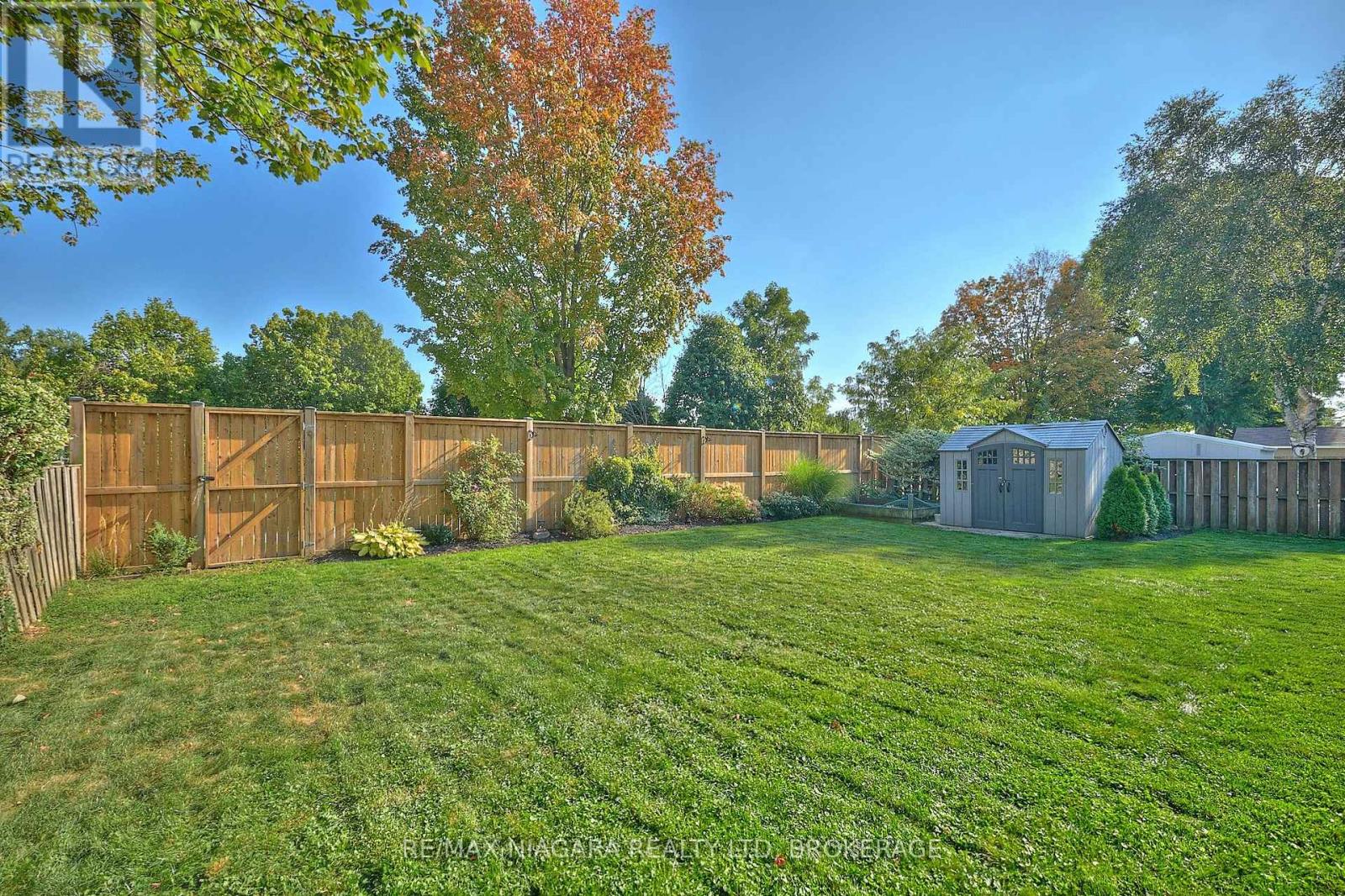 6432 Carolyn Avenue, Niagara Falls, Ontario  L2E 5H5 - Photo 21 - X12664044