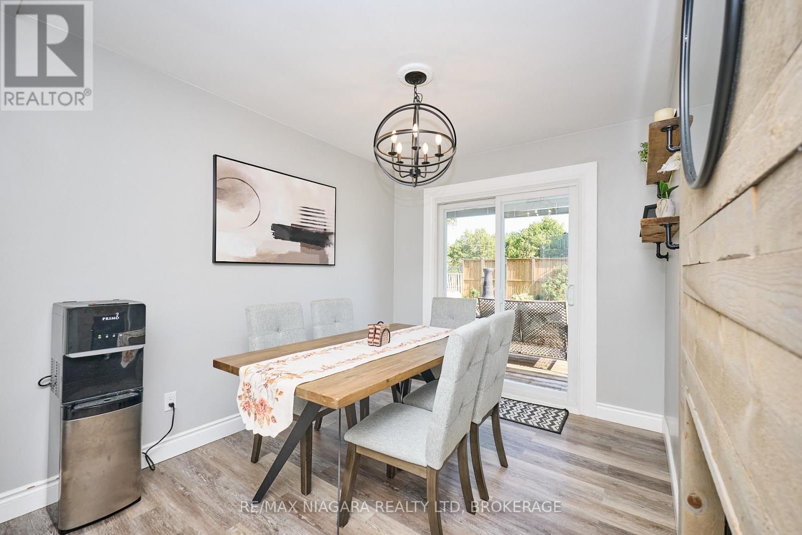 6432 Carolyn Avenue, Niagara Falls, Ontario  L2E 5H5 - Photo 8 - X12664044