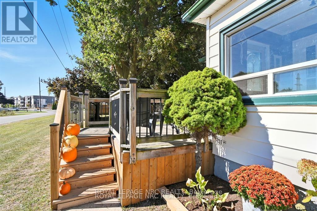 2459 Thompson Road, Niagara Falls, Ontario  L2E 6S4 - Photo 5 - X12664056