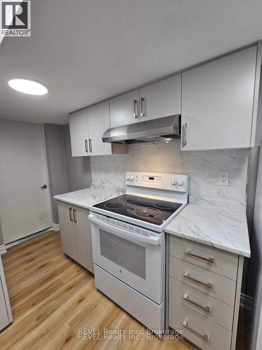 Lower - 16 Concord Drive, Thorold, Ontario  L2V 0K9 - Photo 7 - X12664880