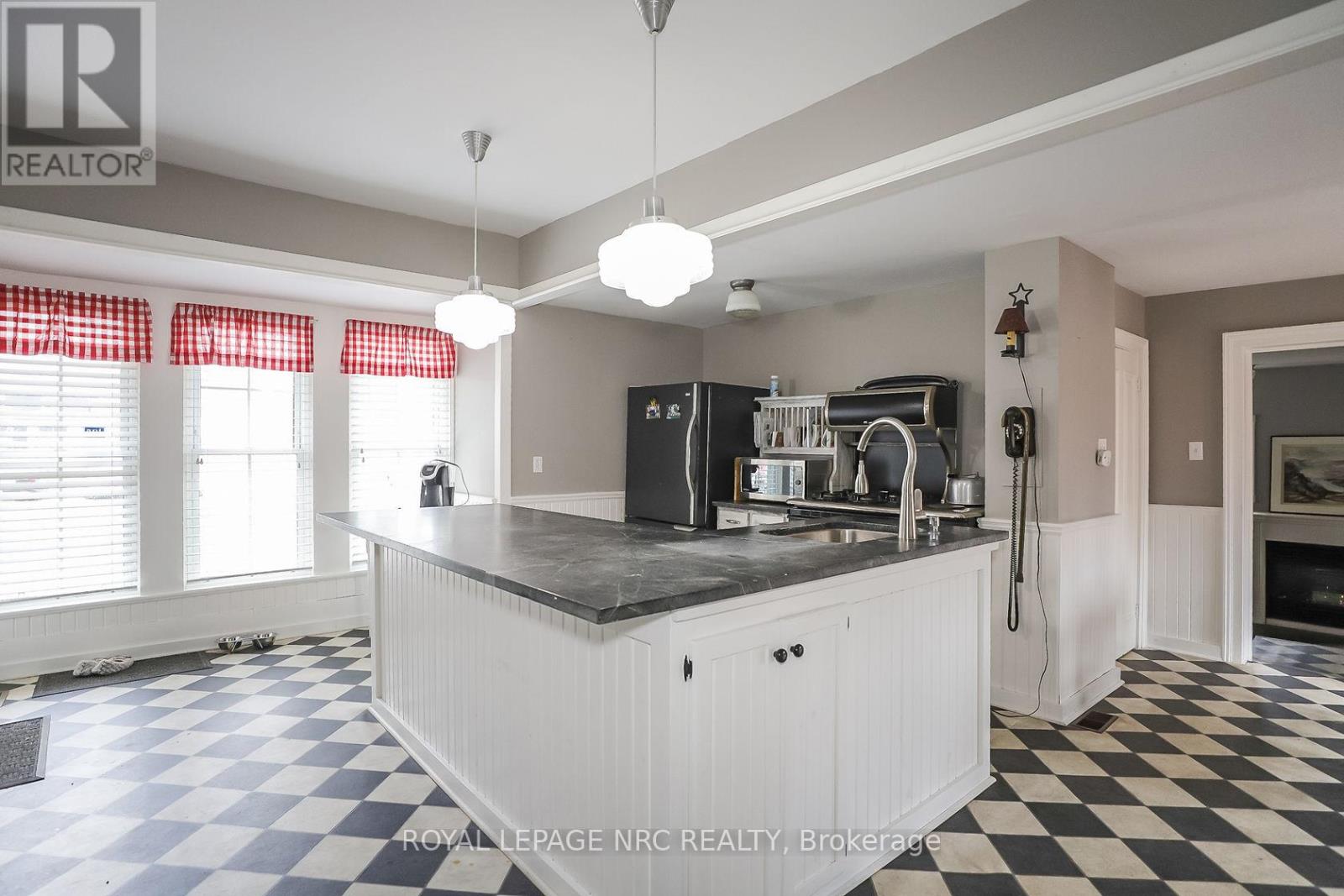 264 Ridge Road N, Fort Erie, Ontario  L0S 1N0 - Photo 19 - X12667854