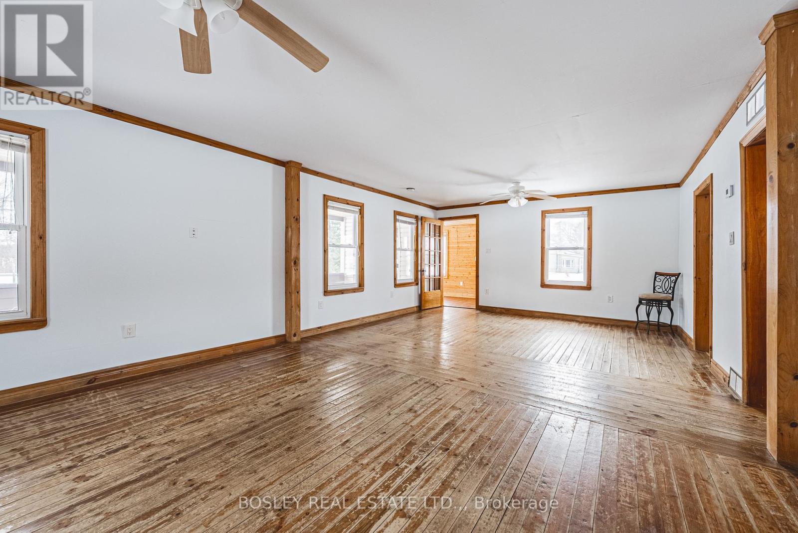 10875 Sodom Road, Niagara Falls, Ontario  L2G 0T7 - Photo 8 - X12668016