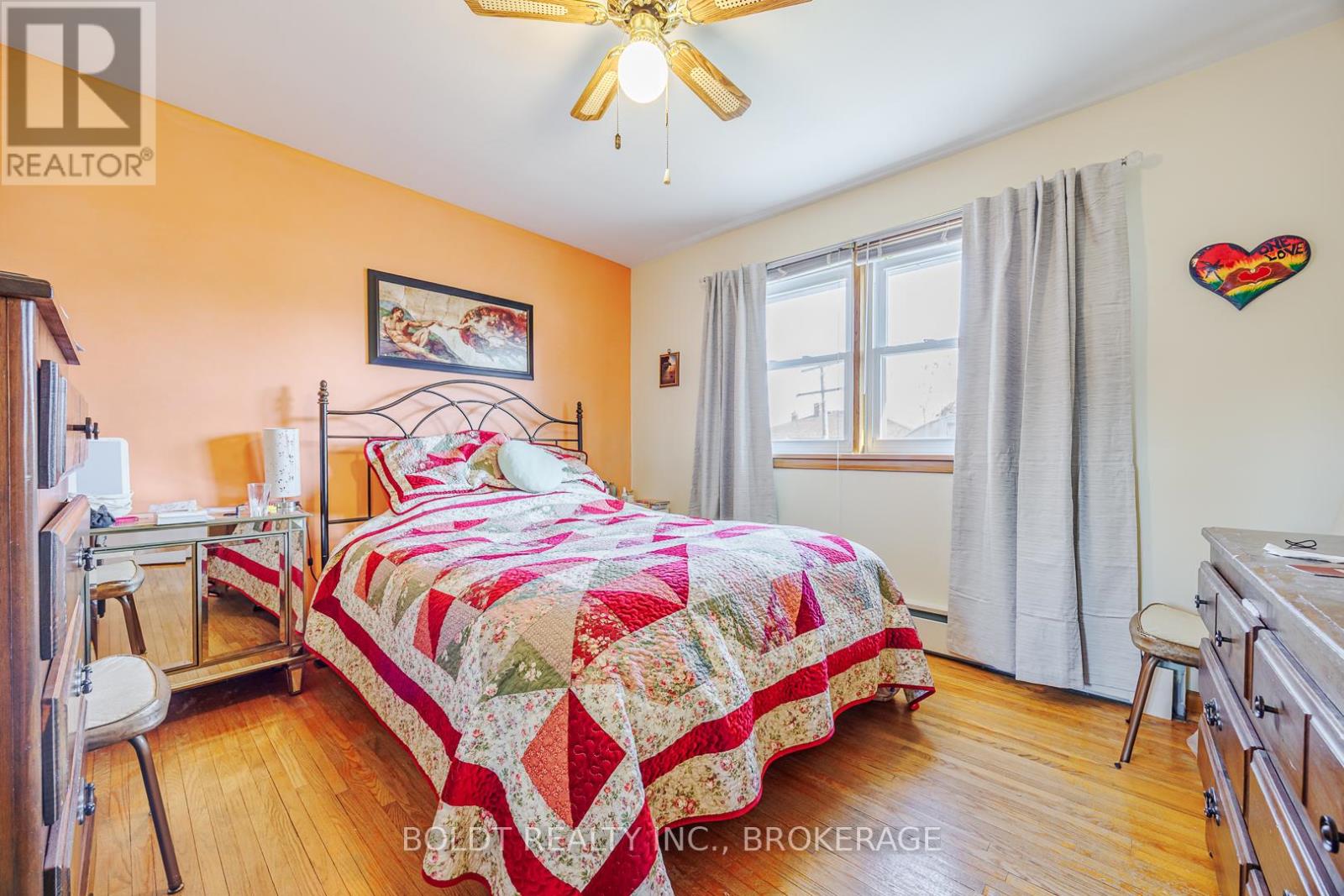 24 Winslow Crescent, Thorold, Ontario  L2V 3S1 - Photo 9 - X12668252