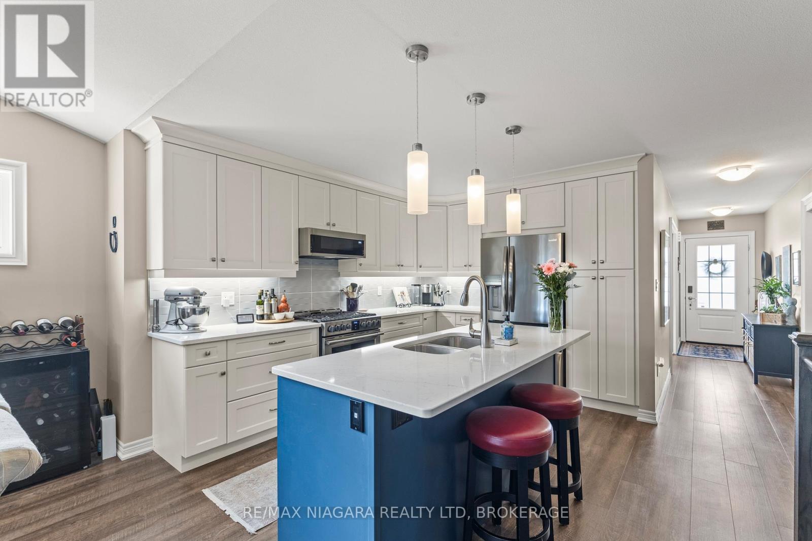 149 Acacia Road, Pelham, Ontario  L0S 1E6 - Photo 6 - X12668372