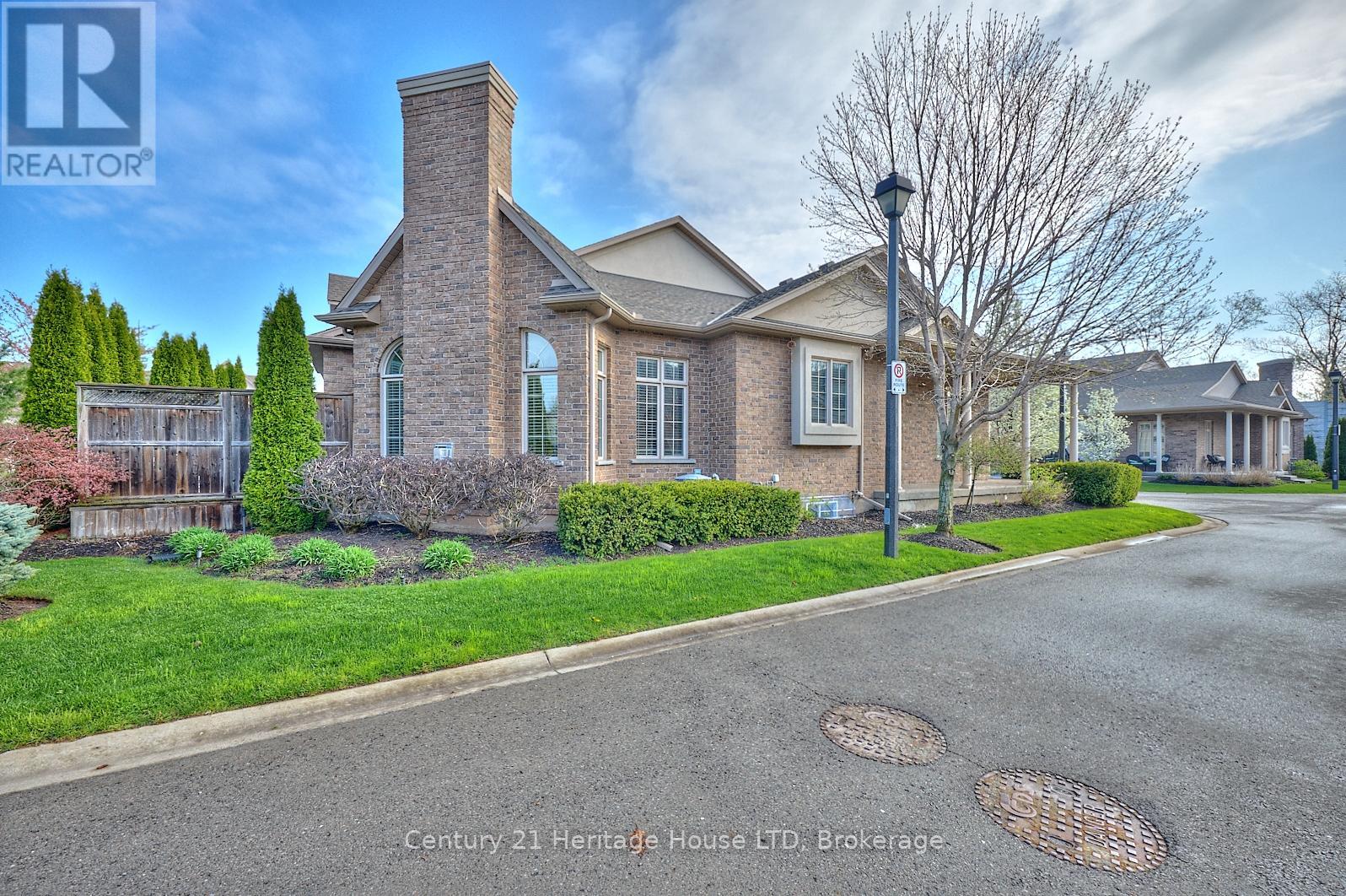 42 - 3232 Montrose Road, Niagara Falls, Ontario  L2H 0E8 - Photo 5 - X12668392