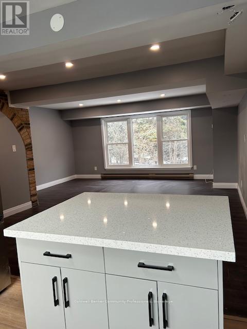 29 - 201 Silvercreek Parkway N, Guelph, Ontario  N1H 3T4 - Photo 5 - X12668708