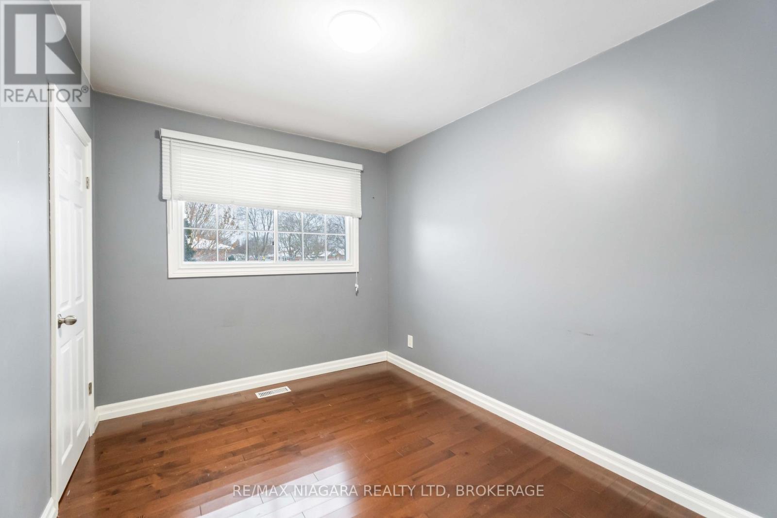 64 Woodelm Drive, St. Catharines, Ontario  L2M 4N3 - Photo 18 - X12668840