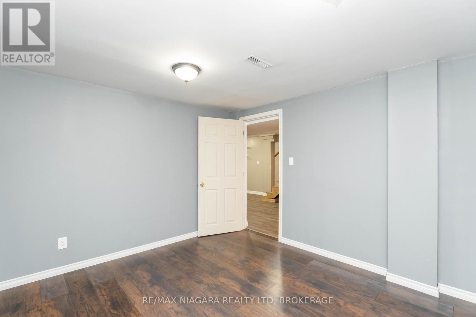 64 Woodelm Drive, St. Catharines, Ontario  L2M 4N3 - Photo 27 - X12668840