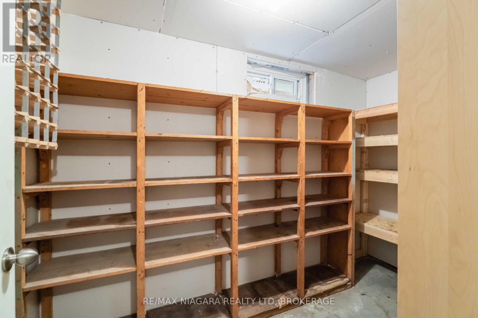 64 Woodelm Drive, St. Catharines, Ontario  L2M 4N3 - Photo 32 - X12668840