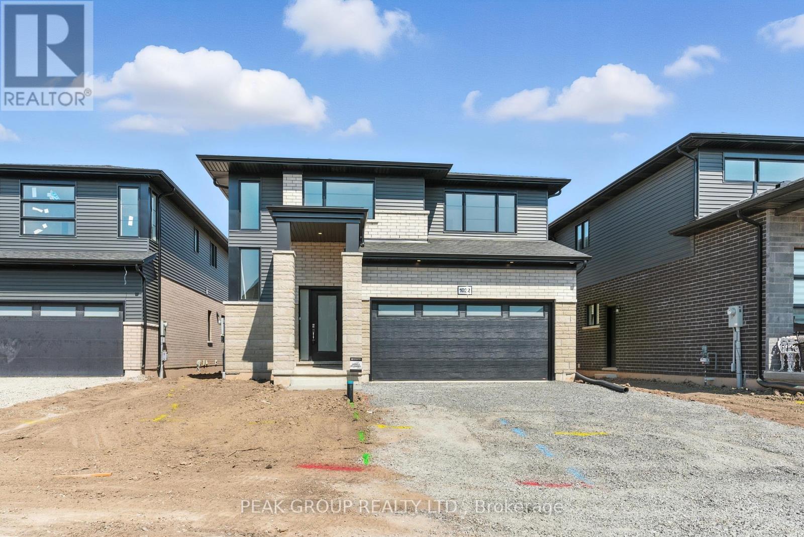 1022 Kraft Road N, Fort Erie, Ontario  L2A 4M4 - Photo 3 - X12668924