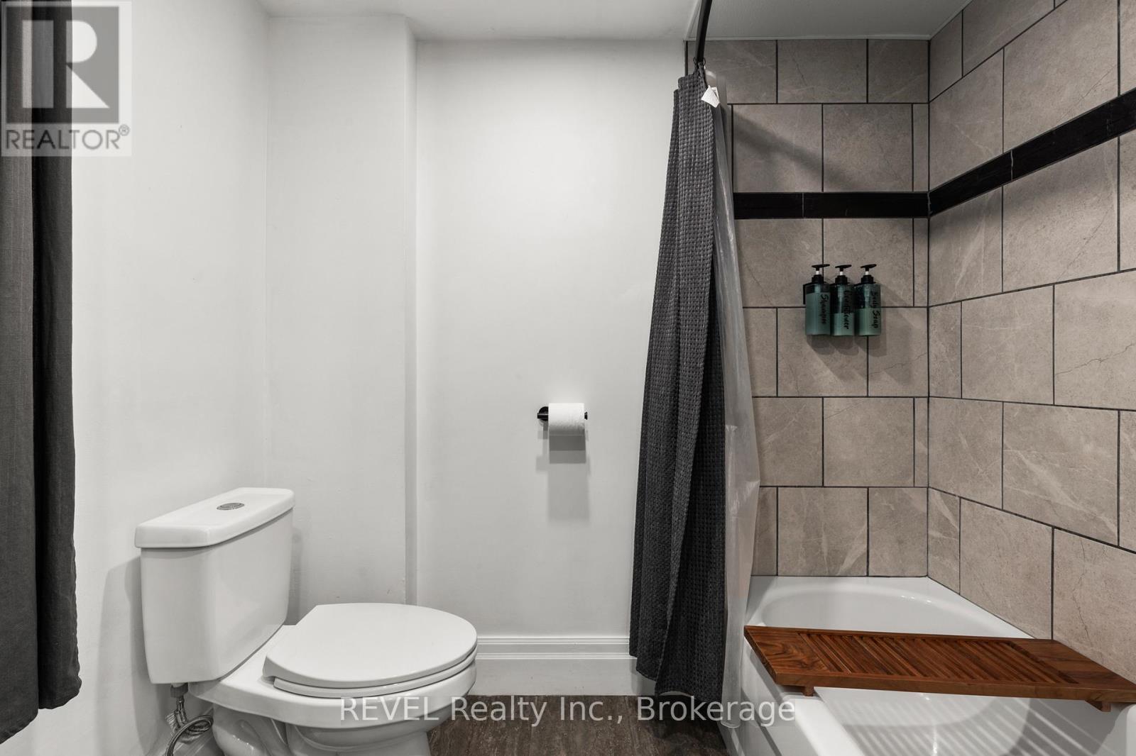 313 Ridgeway Road, Fort Erie, Ontario  L0S 1B0 - Photo 20 - X12669066