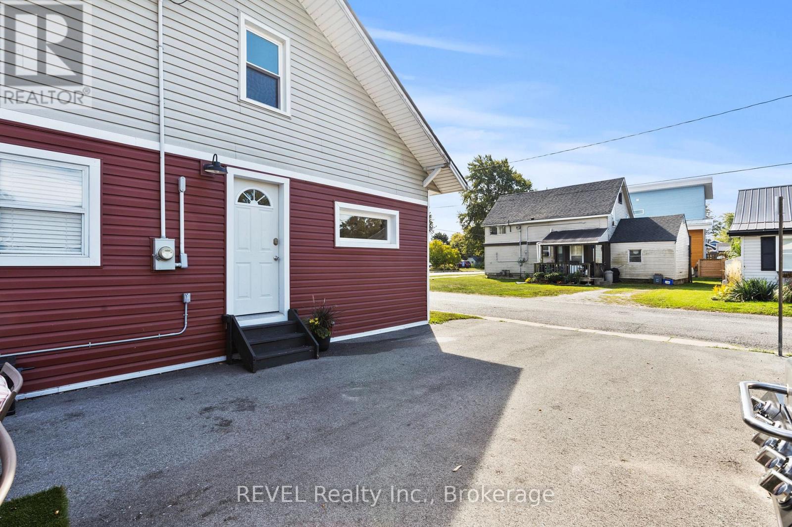 313 Ridgeway Road, Fort Erie, Ontario  L0S 1B0 - Photo 24 - X12669066