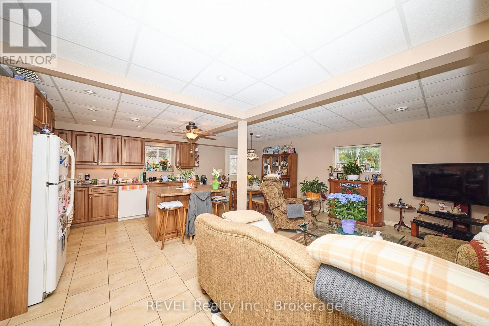 23 Amelia Street, Port Colborne, Ontario  L3K 2K8 - Photo 12 - X12671374
