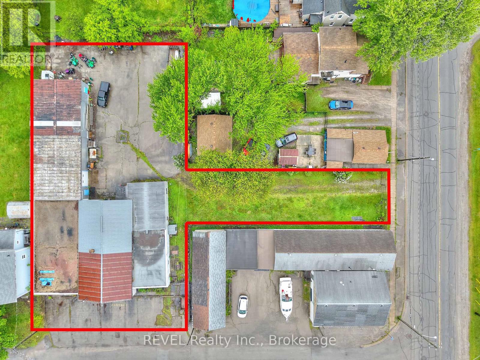 23 Amelia Street, Port Colborne, Ontario  L3K 2K8 - Photo 3 - X12671374