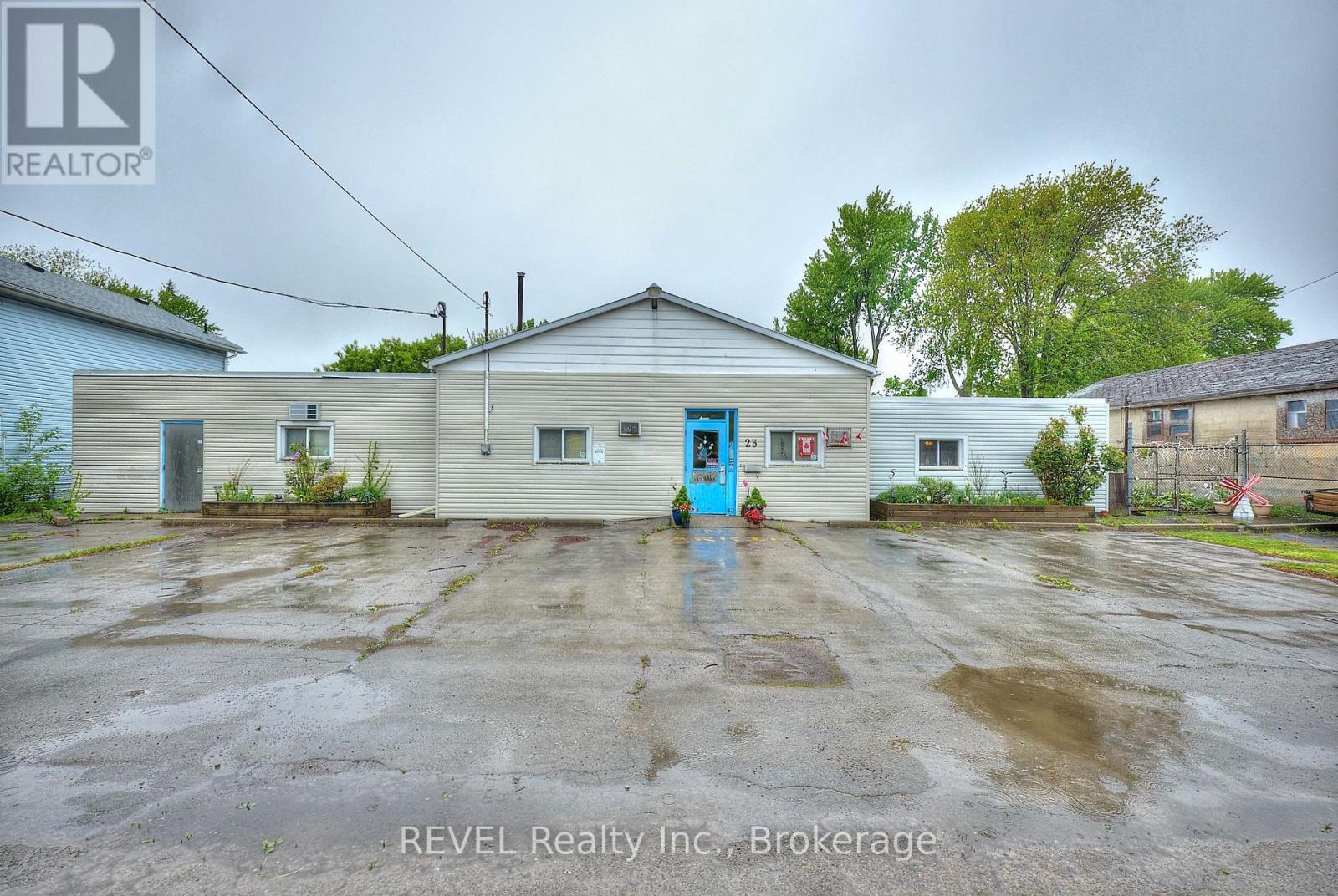 23 Amelia Street, Port Colborne, Ontario  L3K 2K8 - Photo 9 - X12671374