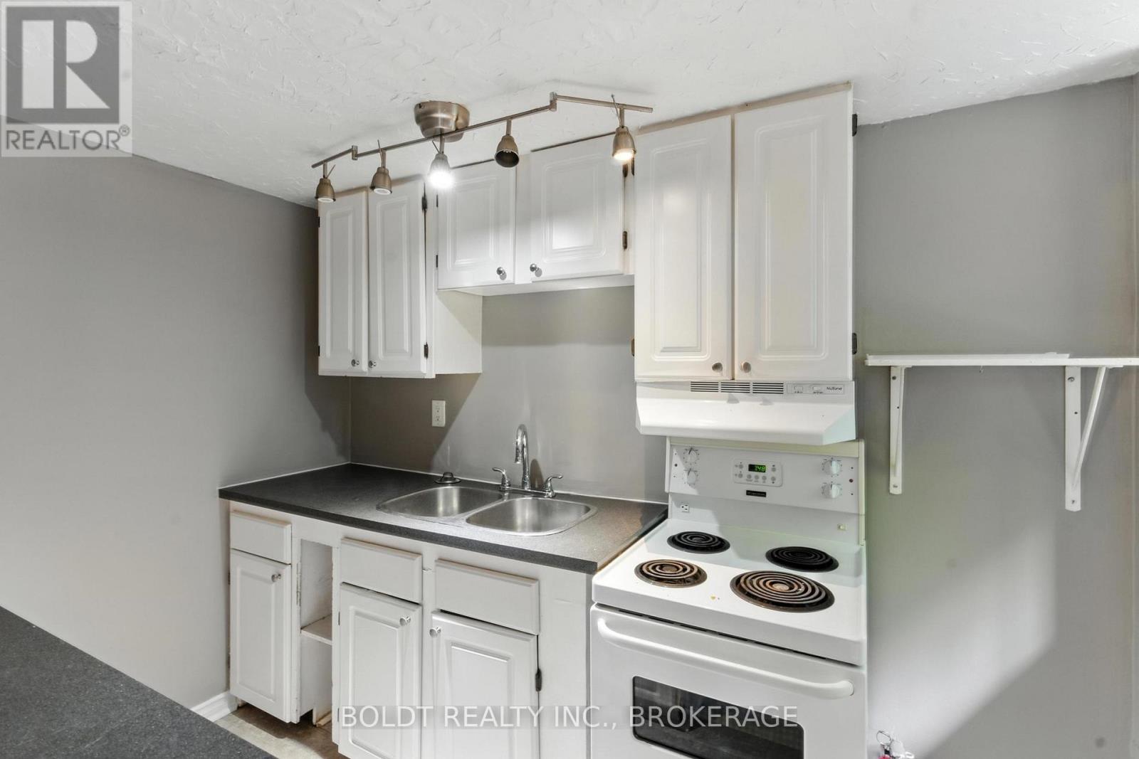 63 Permilla Street, St. Catharines, Ontario  L2S 2G4 - Photo 19 - X12671760