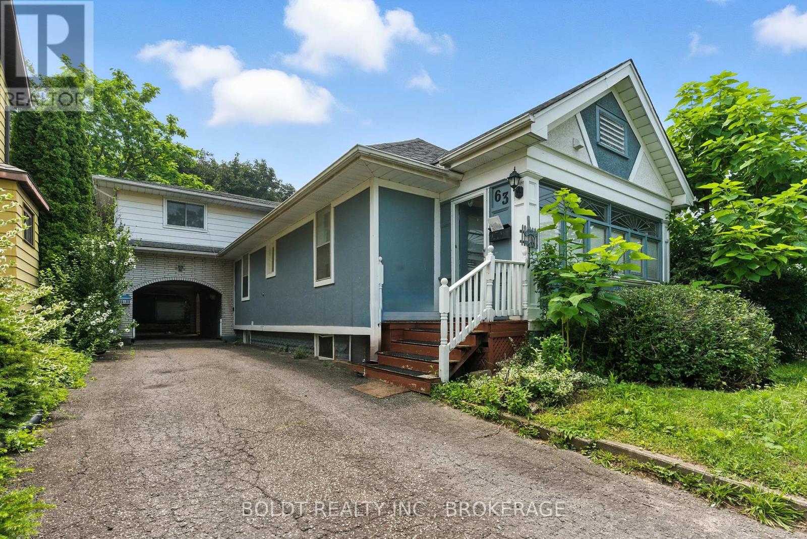 63 Permilla Street, St. Catharines, Ontario  L2S 2G4 - Photo 3 - X12671760