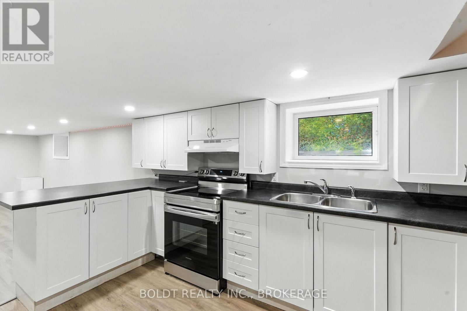 63 Permilla Street, St. Catharines, Ontario  L2S 2G4 - Photo 30 - X12671760