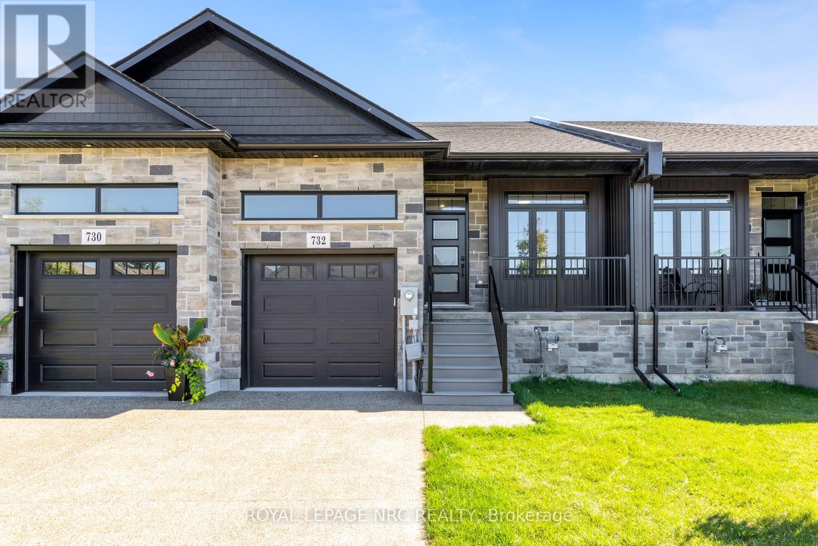 732 Clarence Street, Port Colborne, Ontario  L3K 0A8 - Photo 2 - X12671846