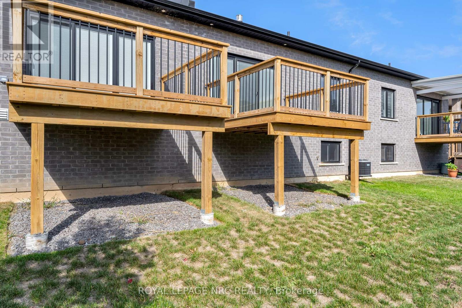 732 Clarence Street, Port Colborne, Ontario  L3K 0A8 - Photo 25 - X12671846