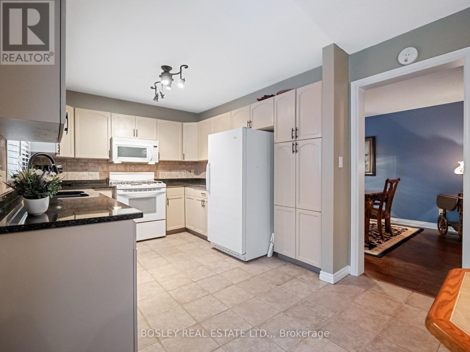 8 Chessington Street, St. Catharines, Ontario  L2S 3R7 - Photo 13 - X12671968