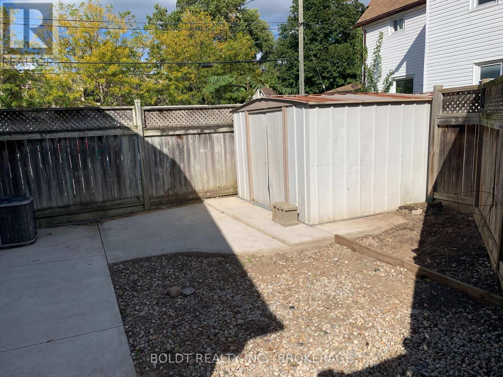 114 Lake Street E, St. Catharines, Ontario  L2R 5X8 - Photo 24 - X12672080