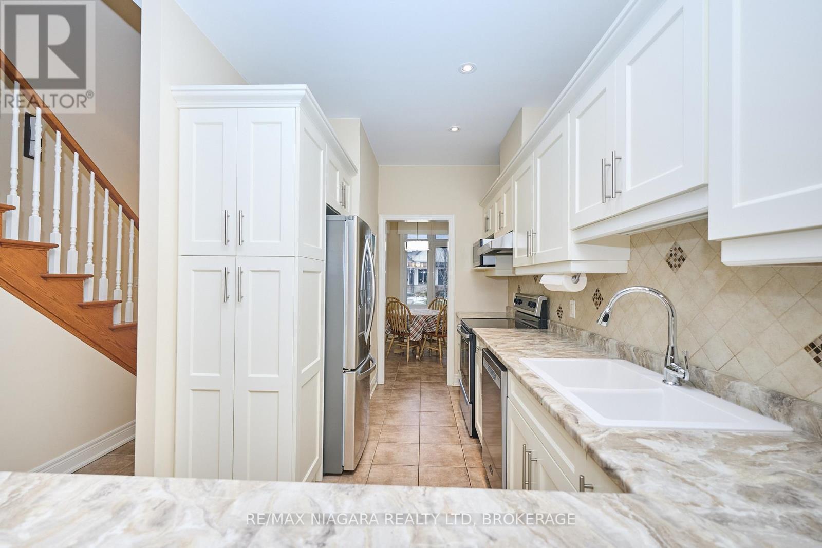 7 - 14 Emerald Common, St. Catharines, Ontario  L2M 1R8 - Photo 10 - X12672790