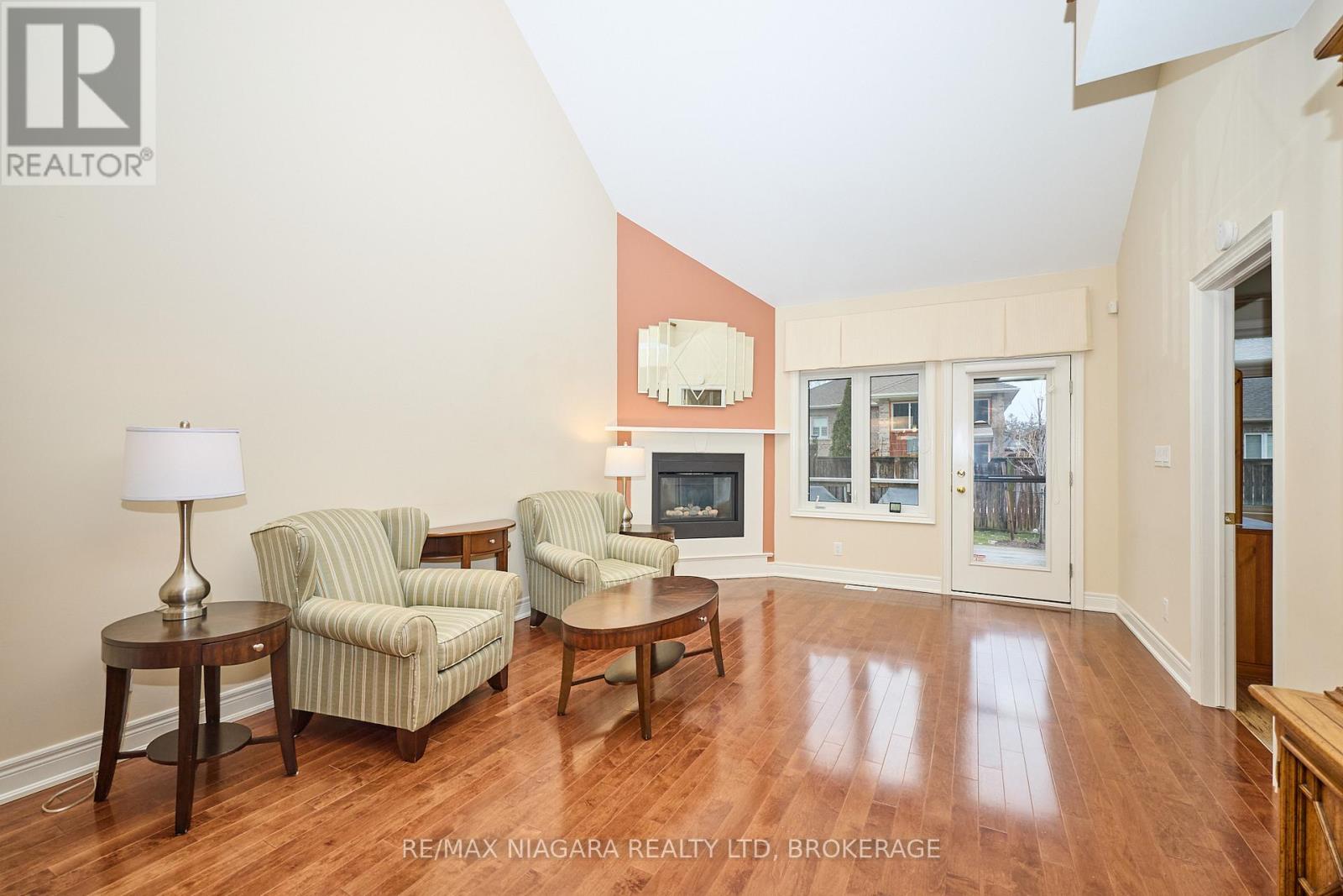 7 - 14 Emerald Common, St. Catharines, Ontario  L2M 1R8 - Photo 12 - X12672790