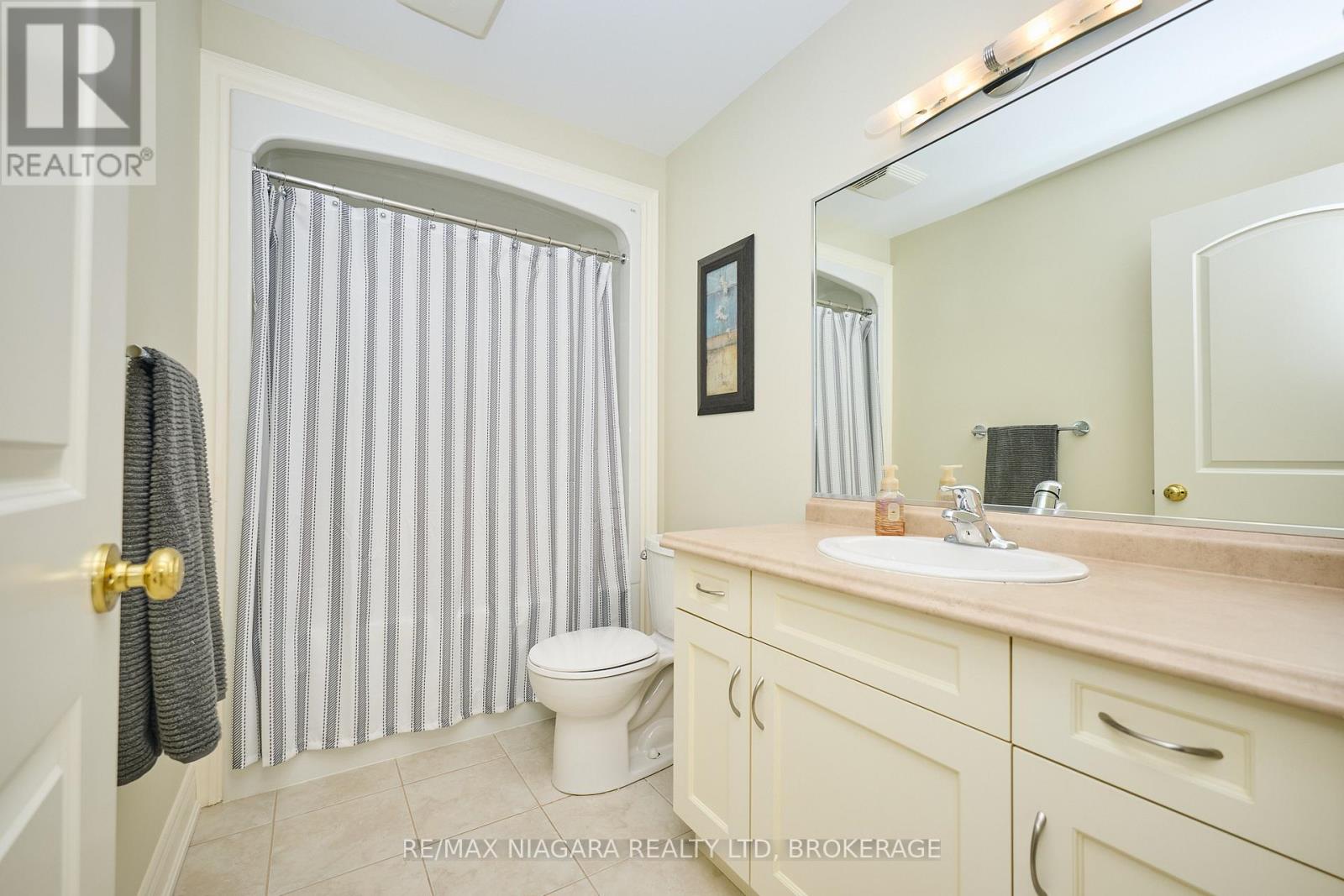 7 - 14 Emerald Common, St. Catharines, Ontario  L2M 1R8 - Photo 36 - X12672790