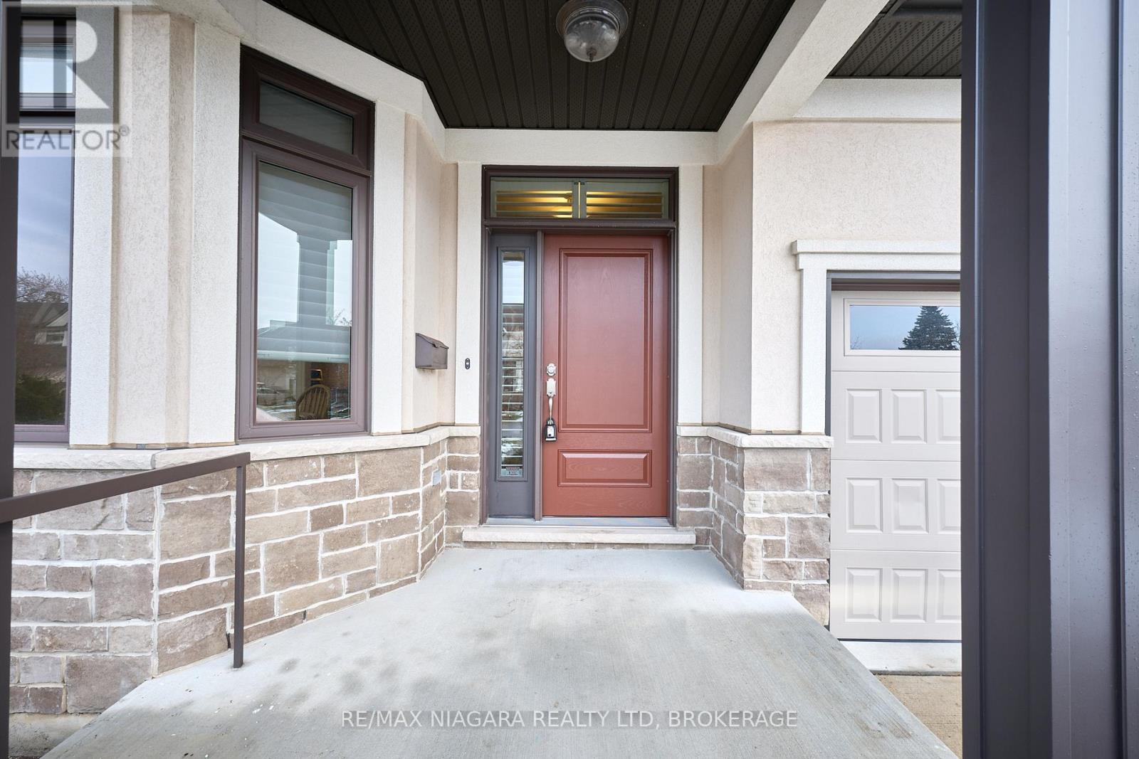 7 - 14 Emerald Common, St. Catharines, Ontario  L2M 1R8 - Photo 4 - X12672790