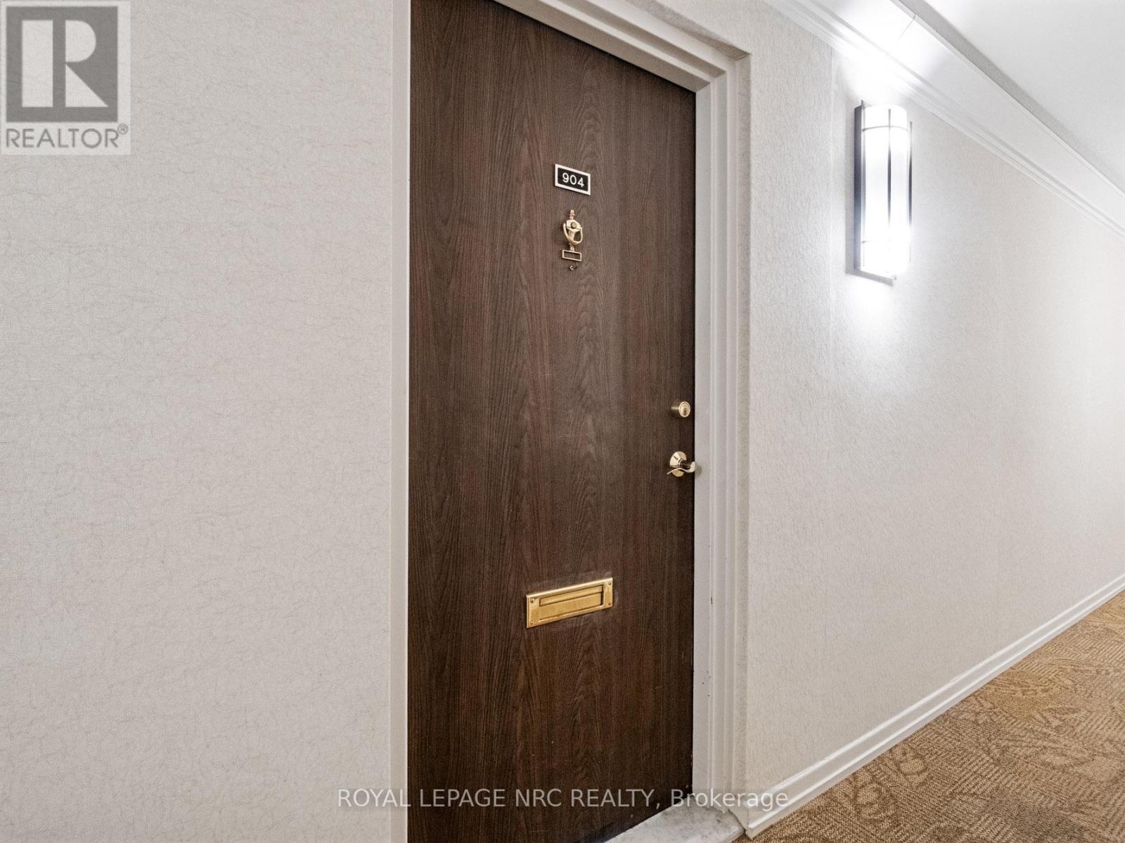 904 - 15 Towering Heights Boulevard, St. Catharines, Ontario  L2T 3G7 - Photo 4 - X12673196