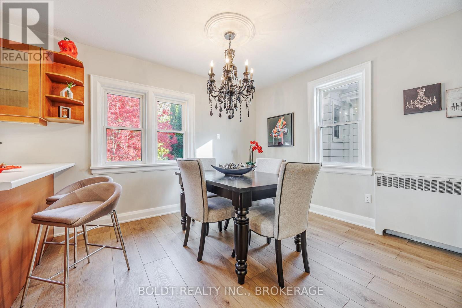 6351 Leeming Street, Niagara Falls, Ontario  L2G 1K3 - Photo 7 - X12675146