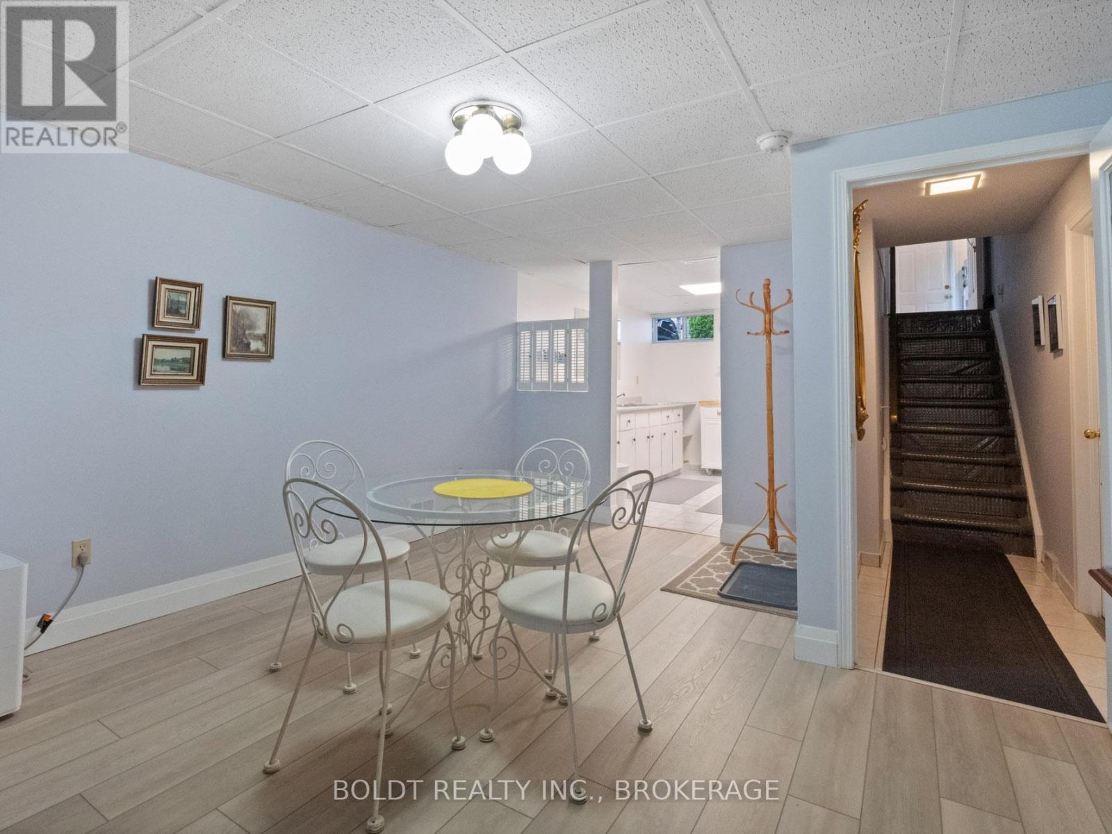 Lower - 2 Kenworth Drive, St. Catharines, Ontario  L2M 4S2 - Photo 6 - X12675218