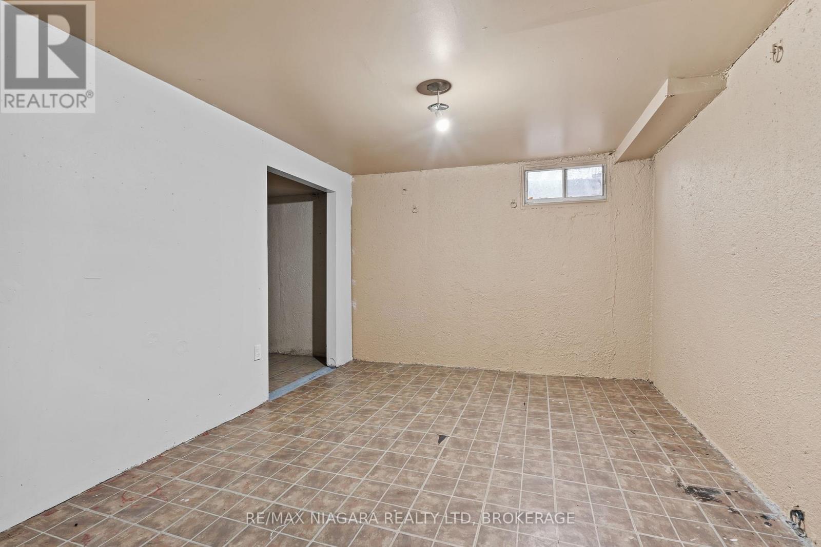 152 - 17 Old Pine Trail, St. Catharines, Ontario  L2R 4R3 - Photo 18 - X12675578