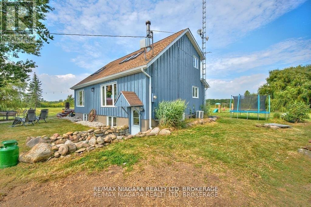 490 Mathews Road, Fort Erie, Ontario  L0S 1R0 - Photo 8 - X12676600