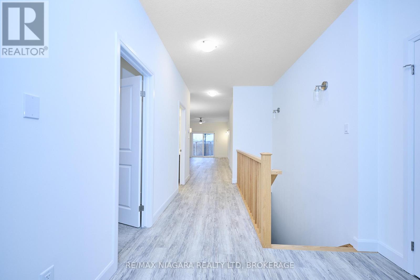 3 Beachwalk Crescent, Fort Erie, Ontario  L0S 1B0 - Photo 9 - X12676826