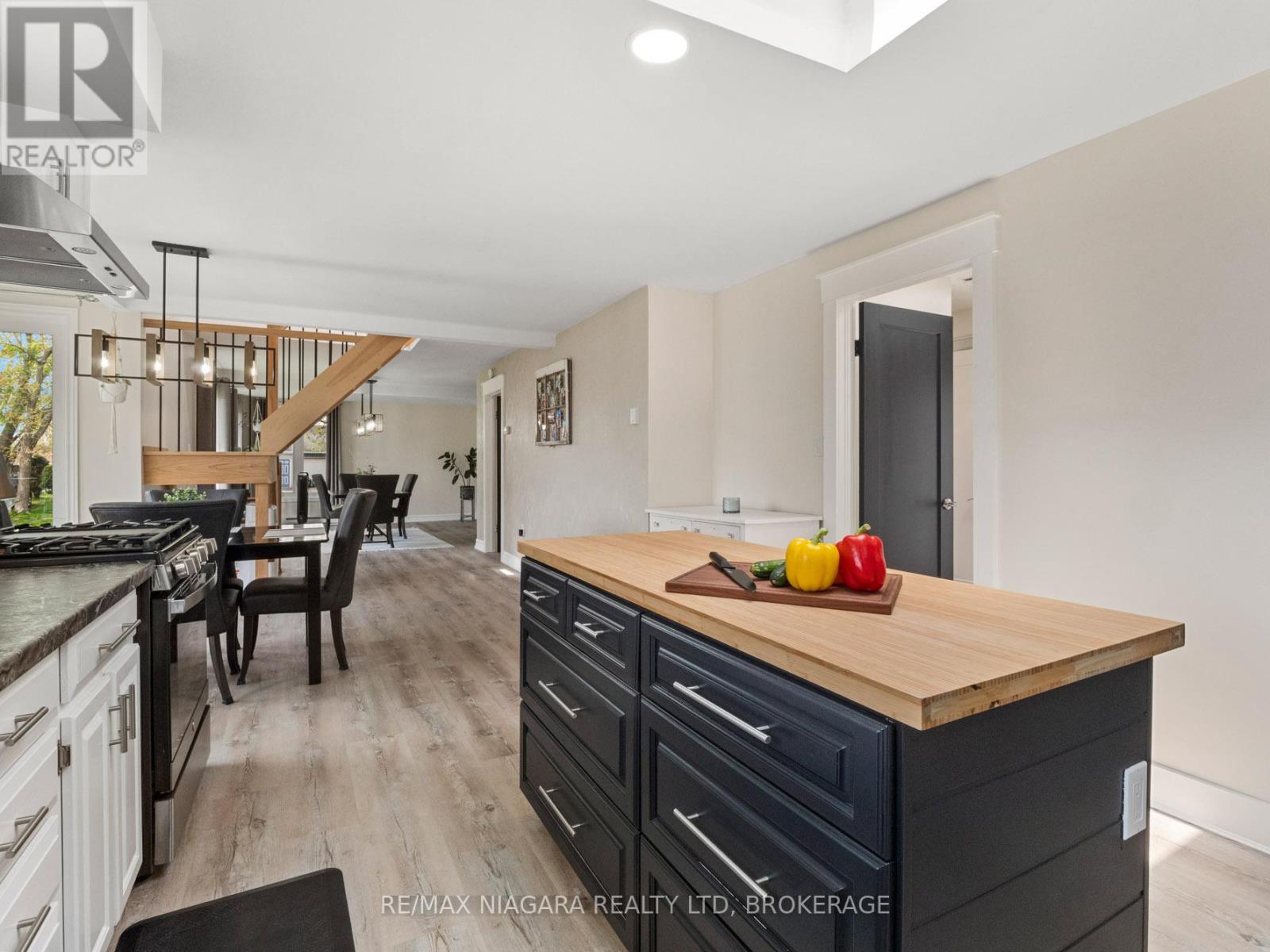 606 Scott Avenue, Fort Erie, Ontario  L2A 5G2 - Photo 15 - X12680606