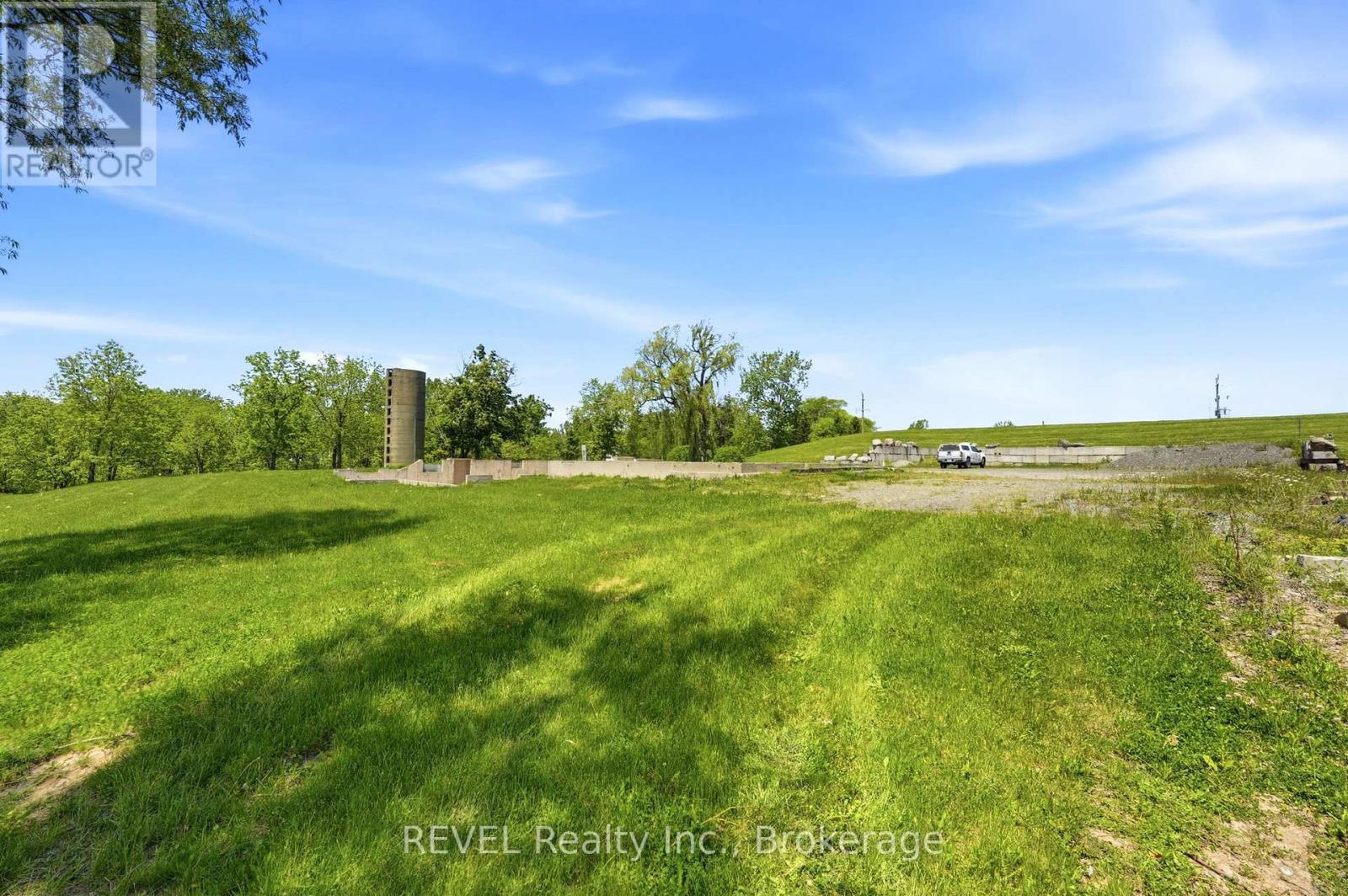 1373 Chippawa Creek Road, Thorold, Ontario  L0S 1K0 - Photo 7 - X12686384