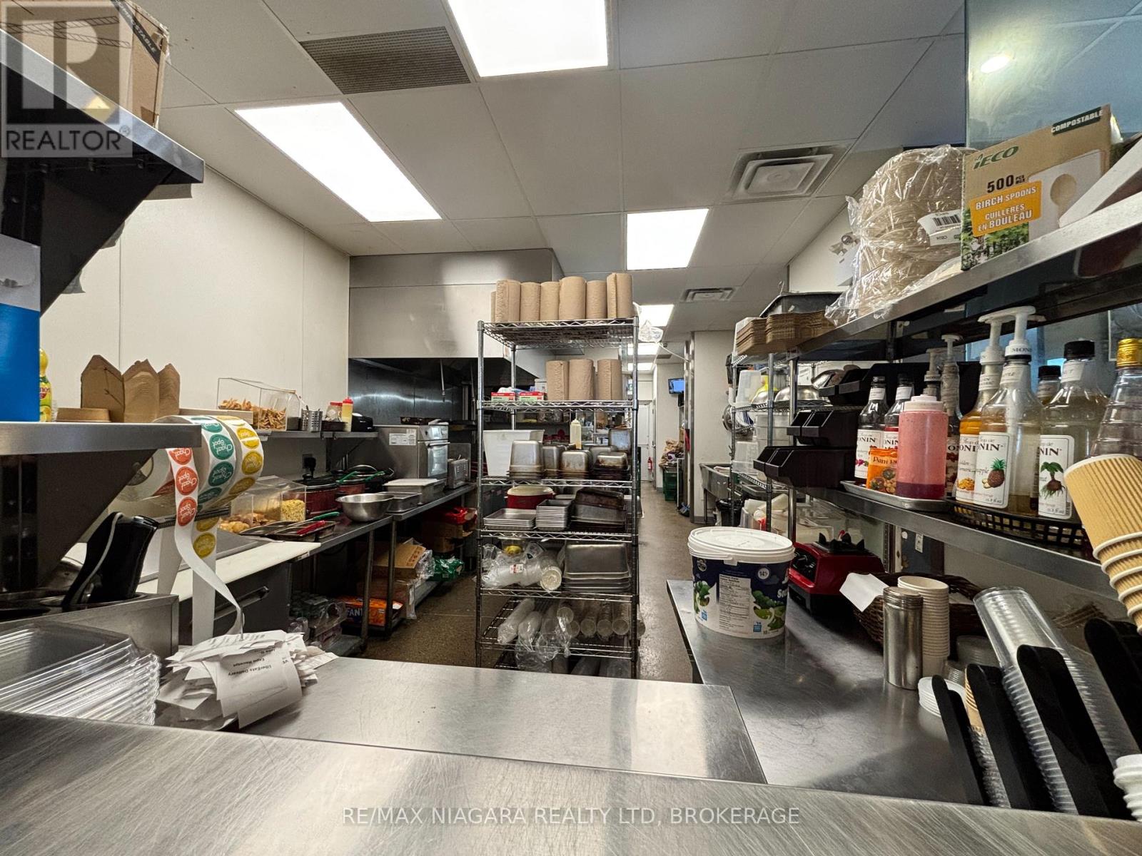 Unit #4 - 1356 South Service Road S, Hamilton, Ontario  L8E 5C5 - Photo 13 - X12691592