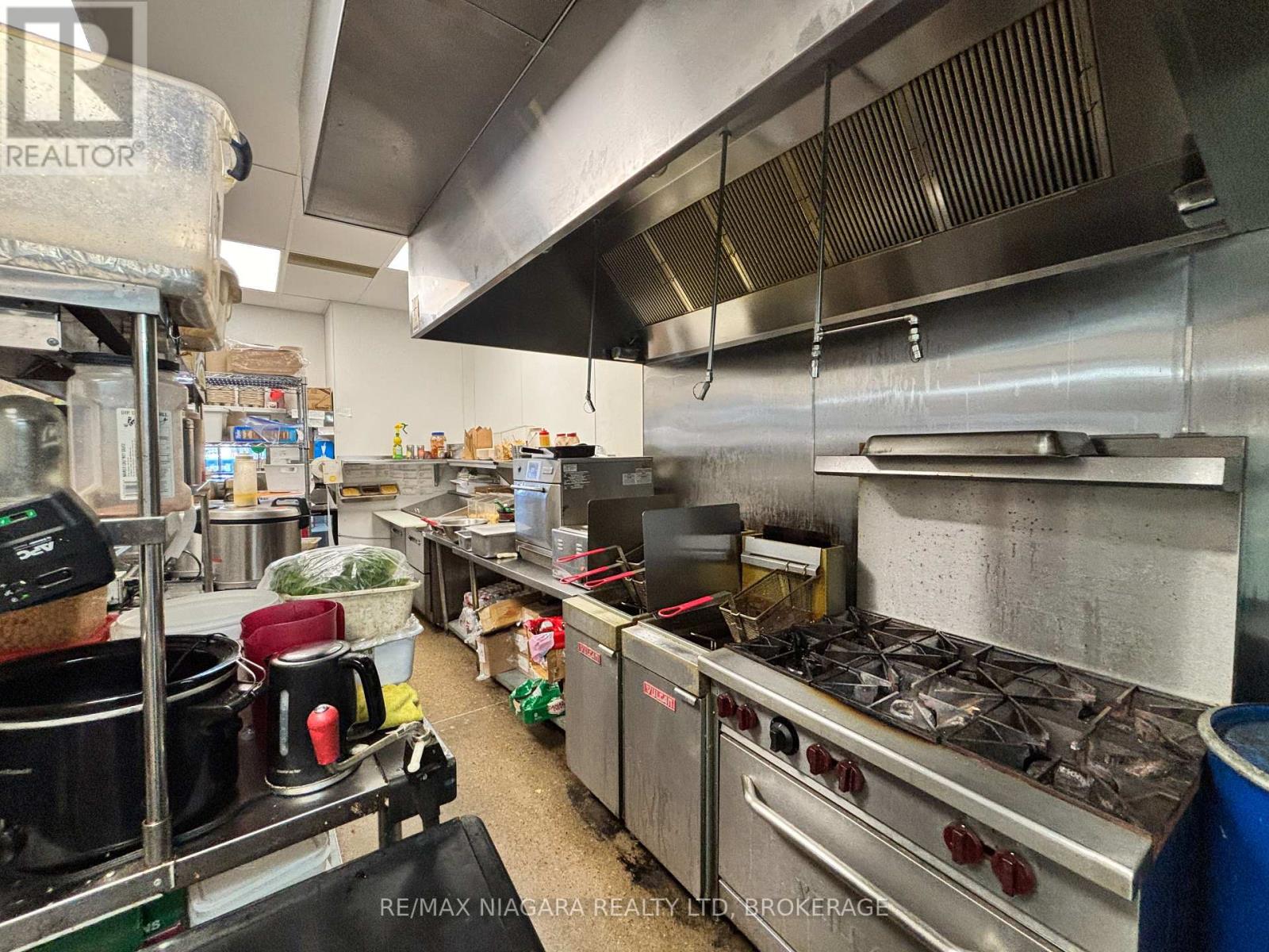 Unit #4 - 1356 South Service Road S, Hamilton, Ontario  L8E 5C5 - Photo 20 - X12691592