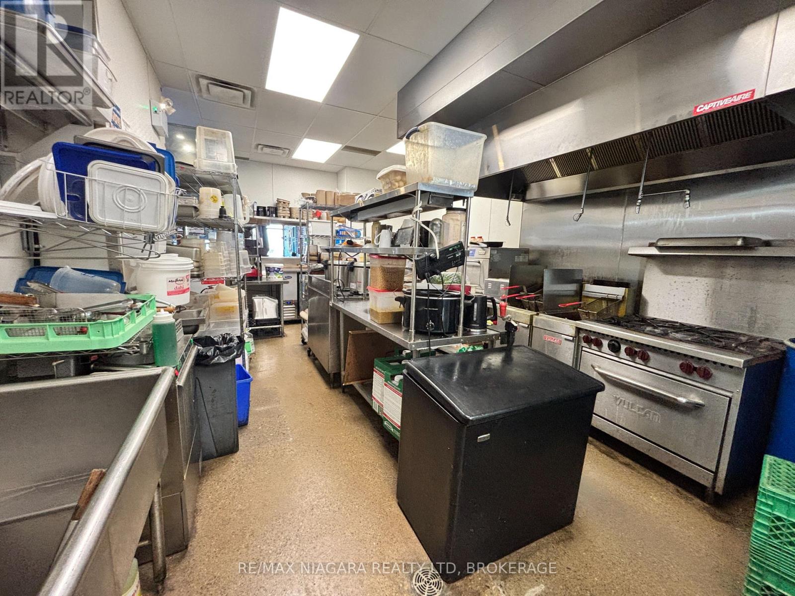 Unit #4 - 1356 South Service Road S, Hamilton, Ontario  L8E 5C5 - Photo 21 - X12691592